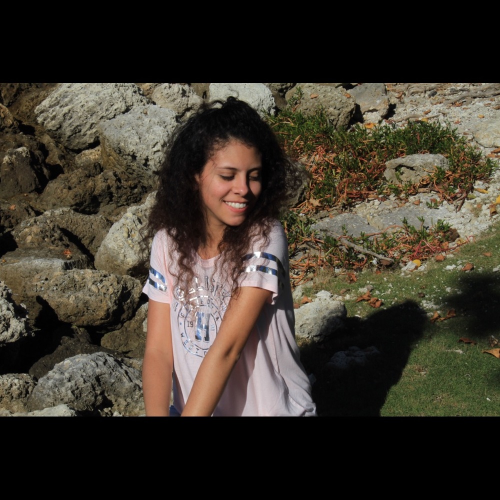 Meet your Posher, Lorena
